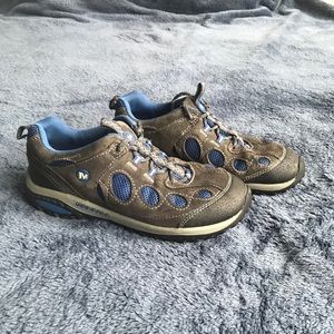 Merrel hiking shoes